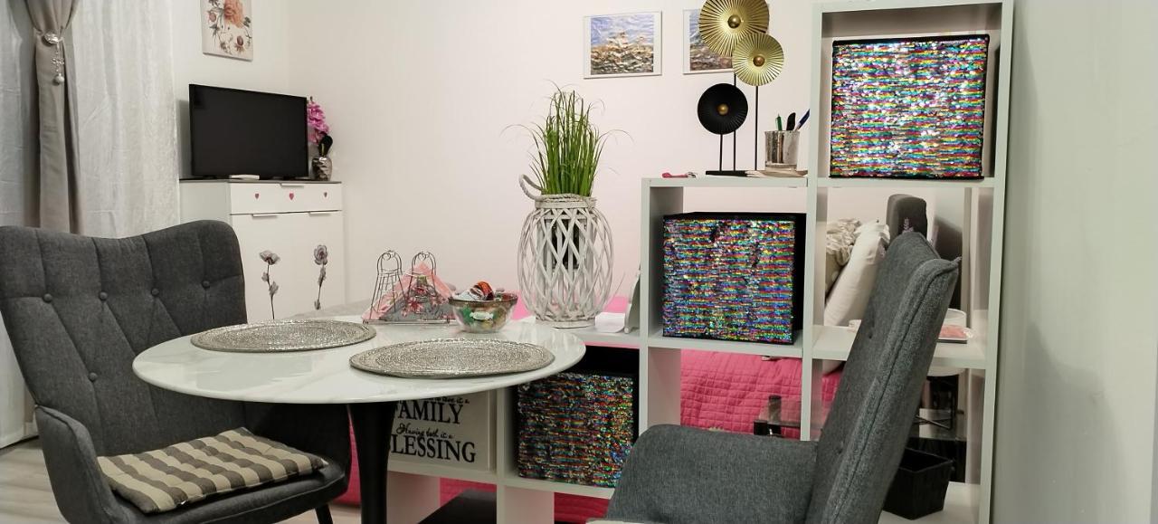 Apartments Mary & Free Parking רוביני מראה חיצוני תמונה